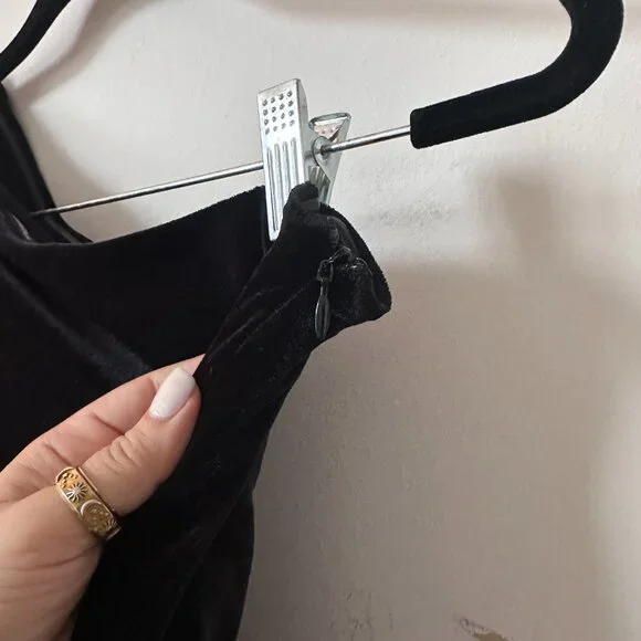 AllSaints Daphne Black Velvet One Shoulder Bodysuit Size 6